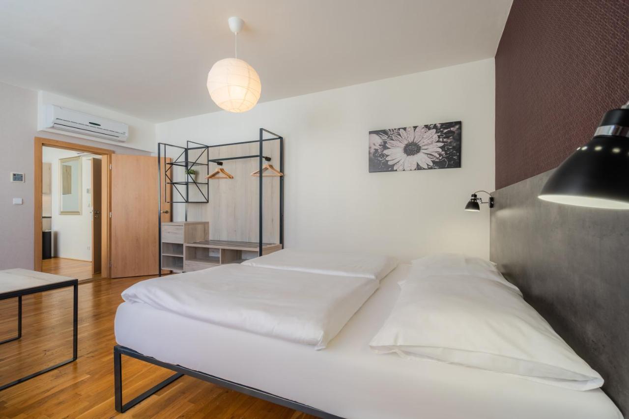 Ea Melantrich Otel Prag