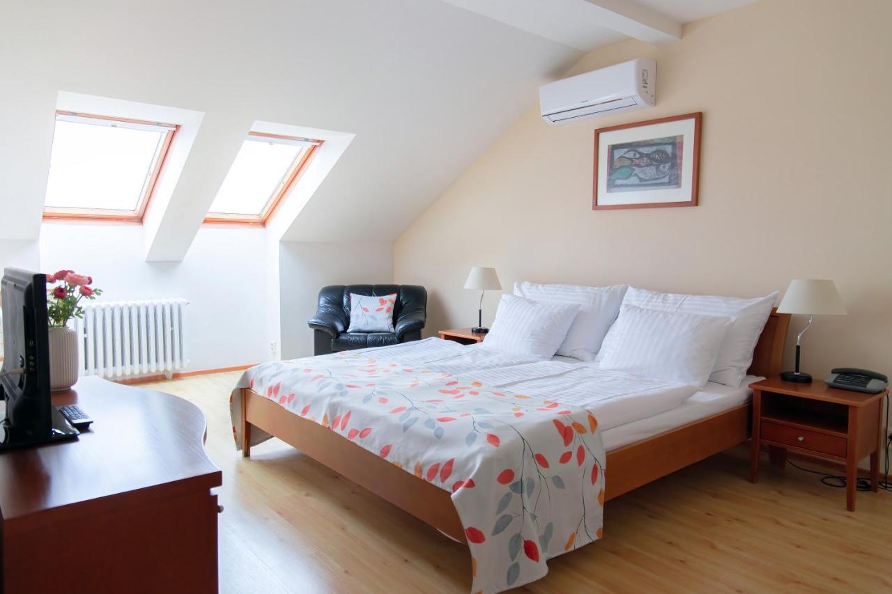 Apart Otel Orion 4*