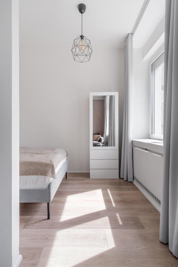 Days - Minimalist Flat - Trendy Karlin Prague