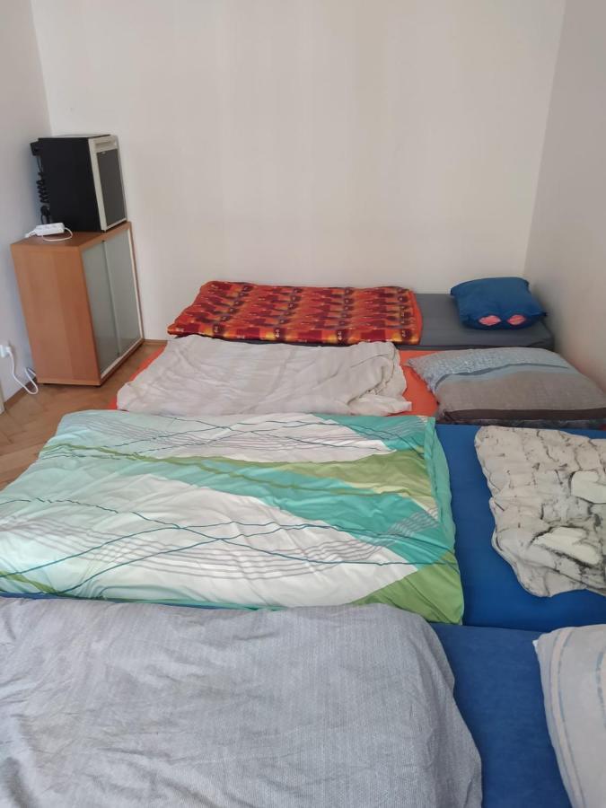 Private In Shared Luxurious Palace Like With 2 Bathrooms Including Whirlpool And Virtual Reality Konukevi