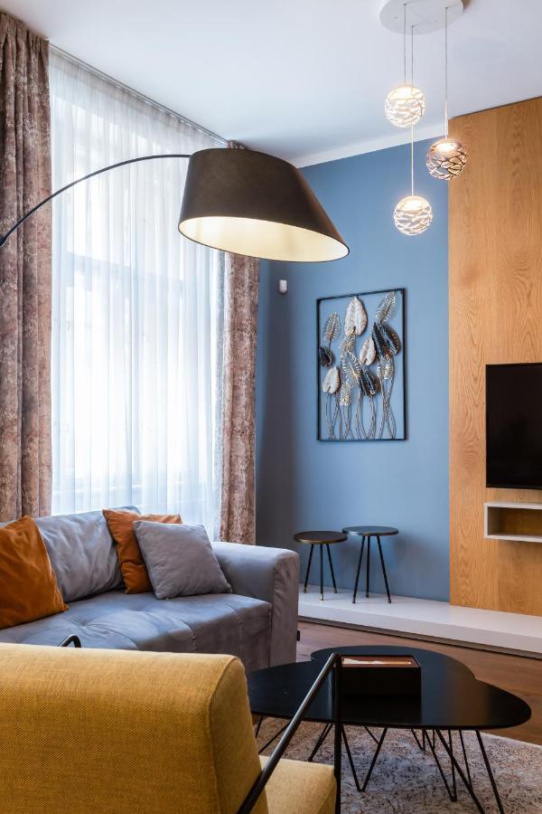 Luxury Riverside Daire