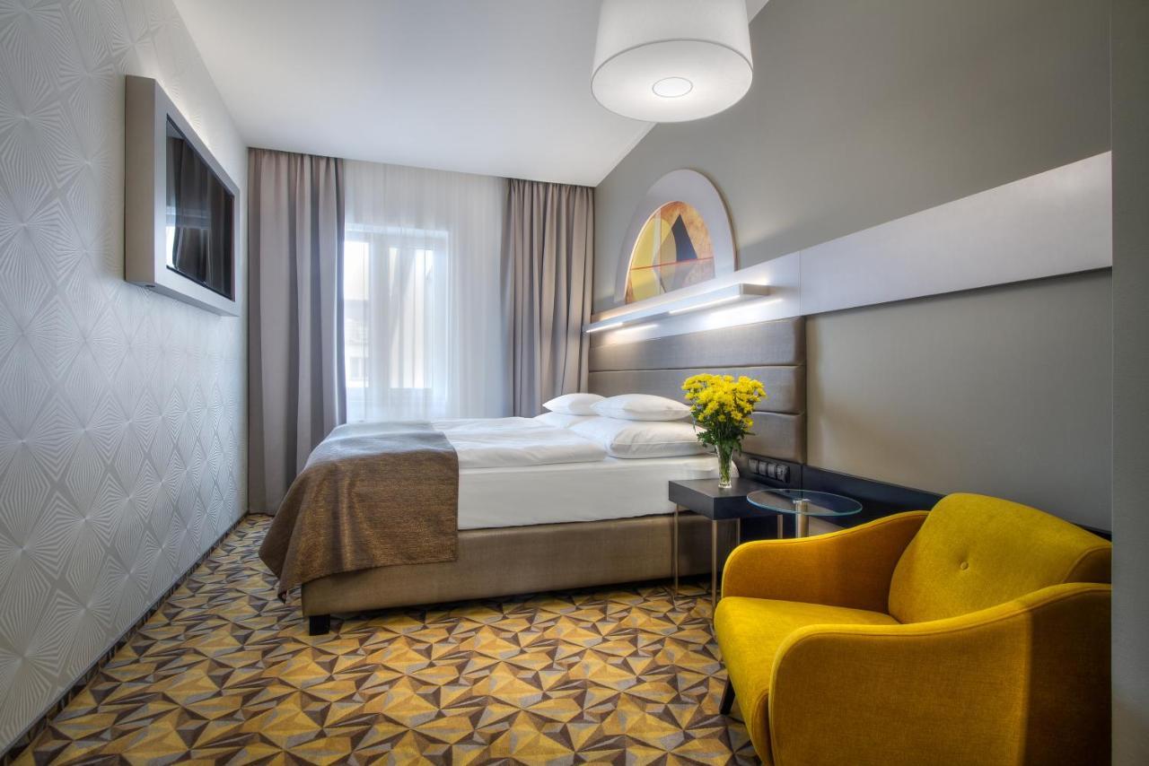 Essence Otel