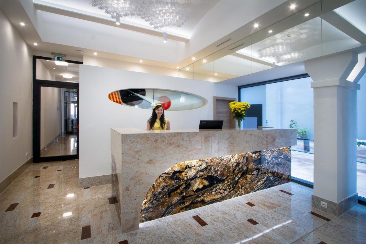 Essence Otel 4*