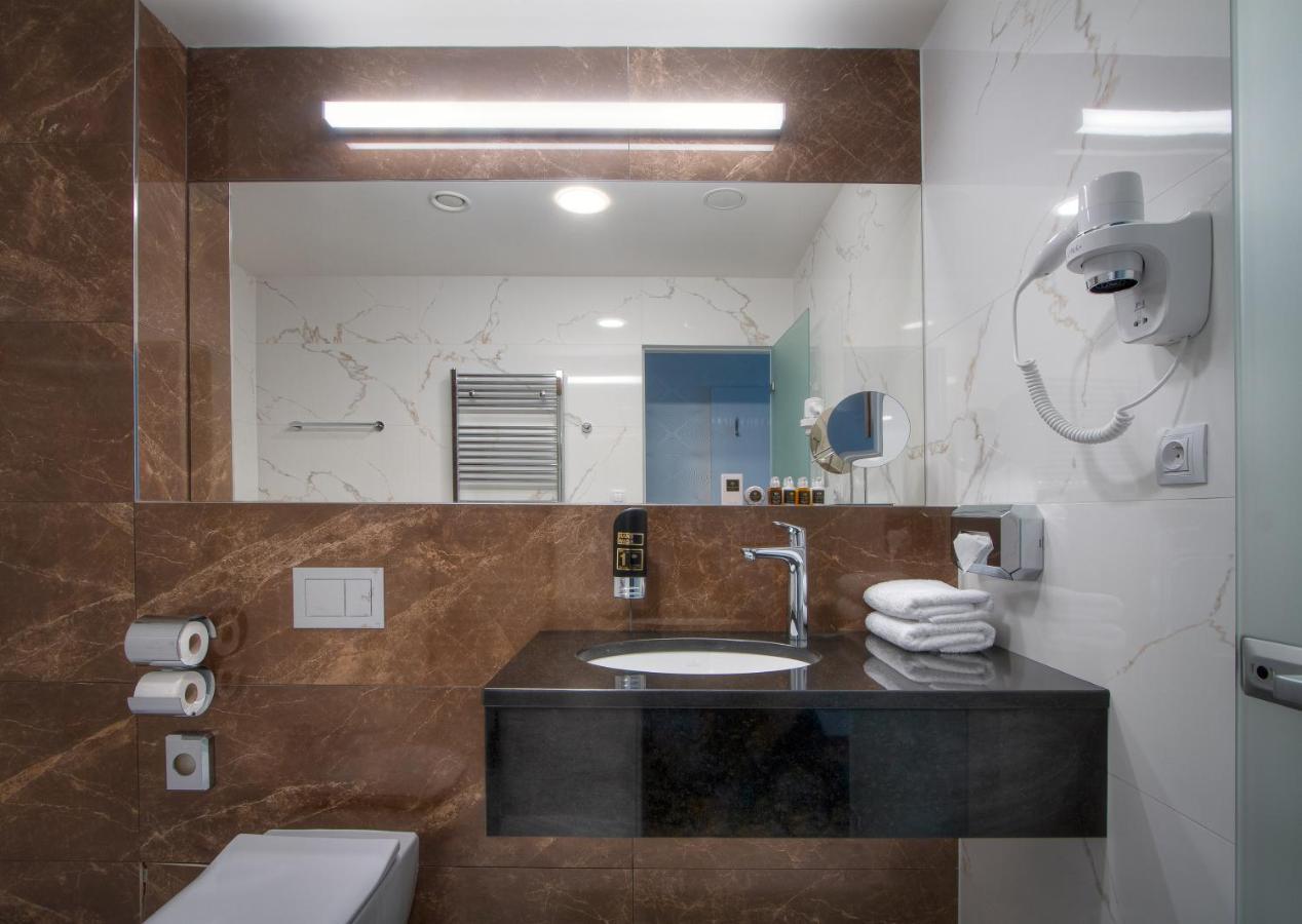 Otel Essence 4*