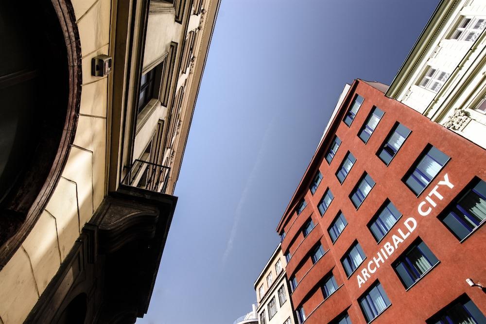 Archibald Hotel