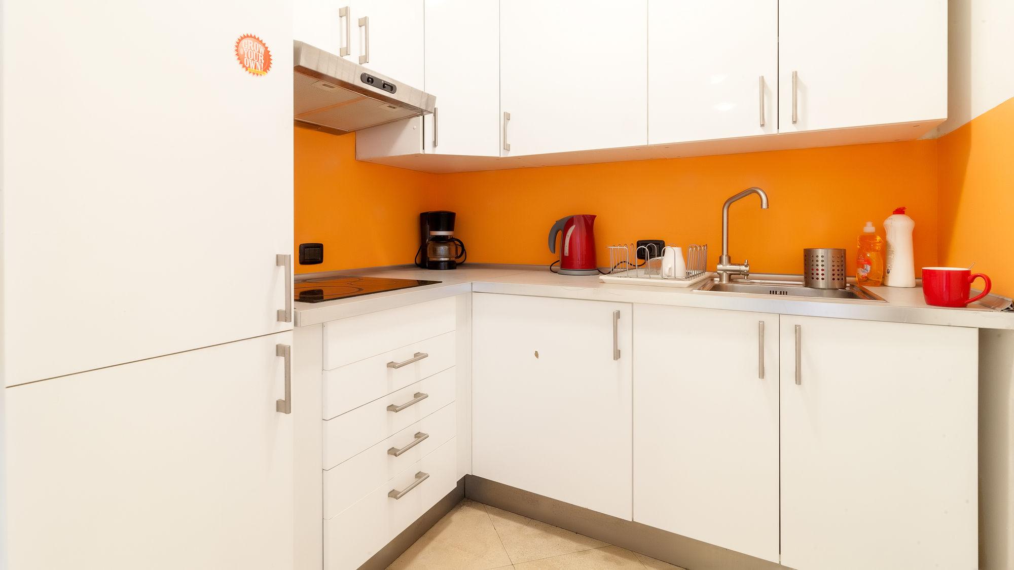 Apart Otel Legerova 33