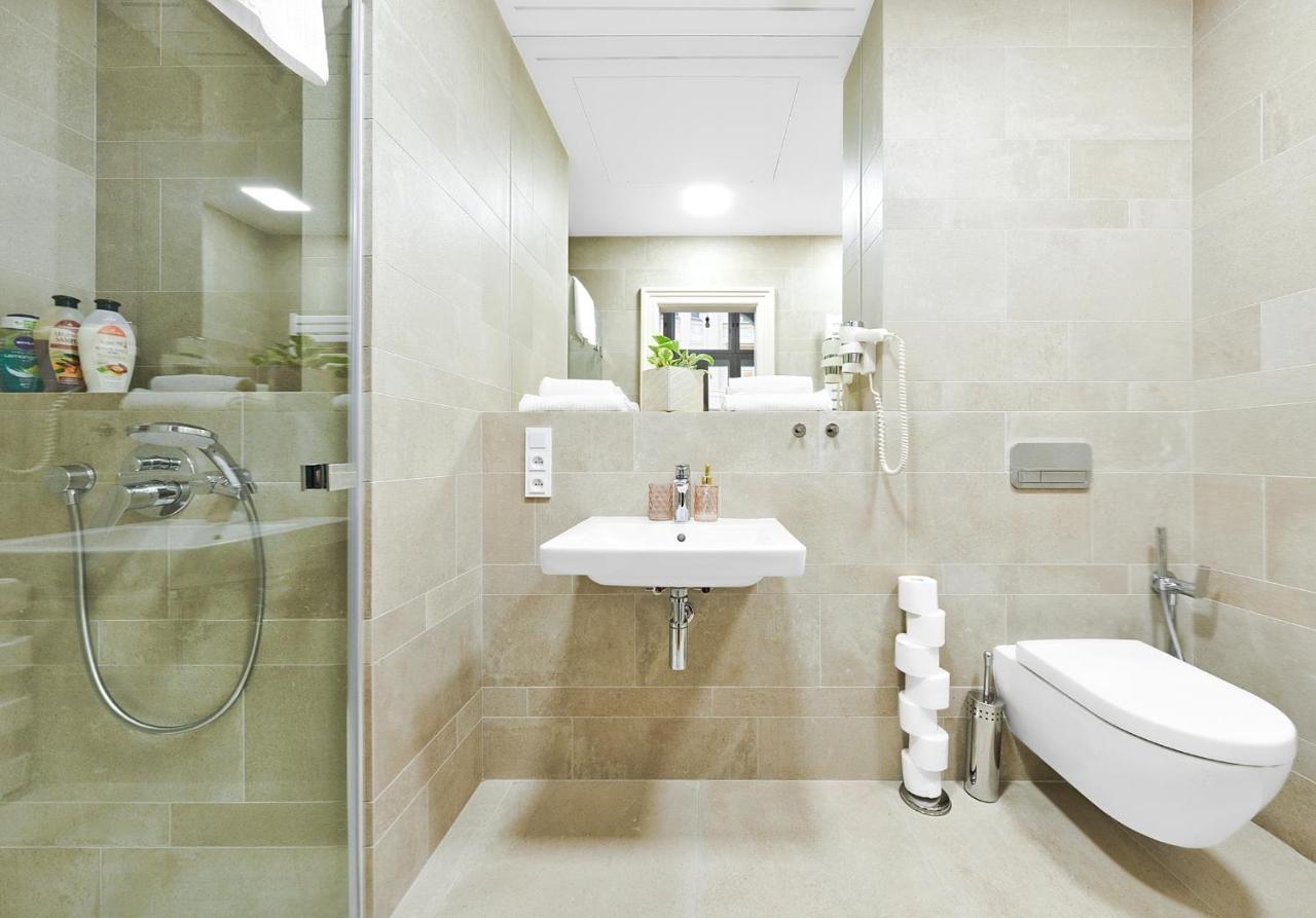 Aparthotel Dlouha - Old Town 4*
