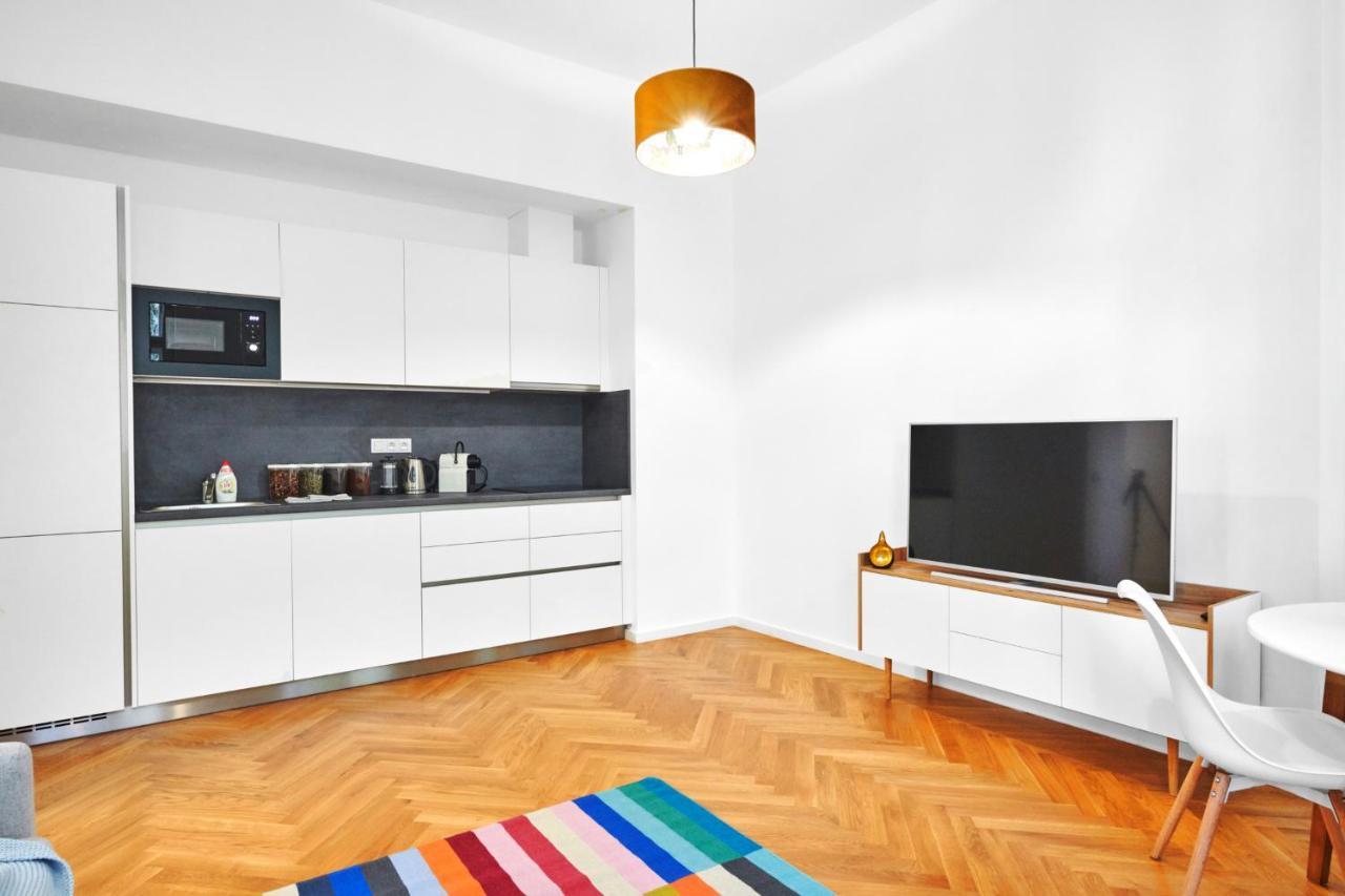 Aparthotel Dlouha - Old Town 4*
