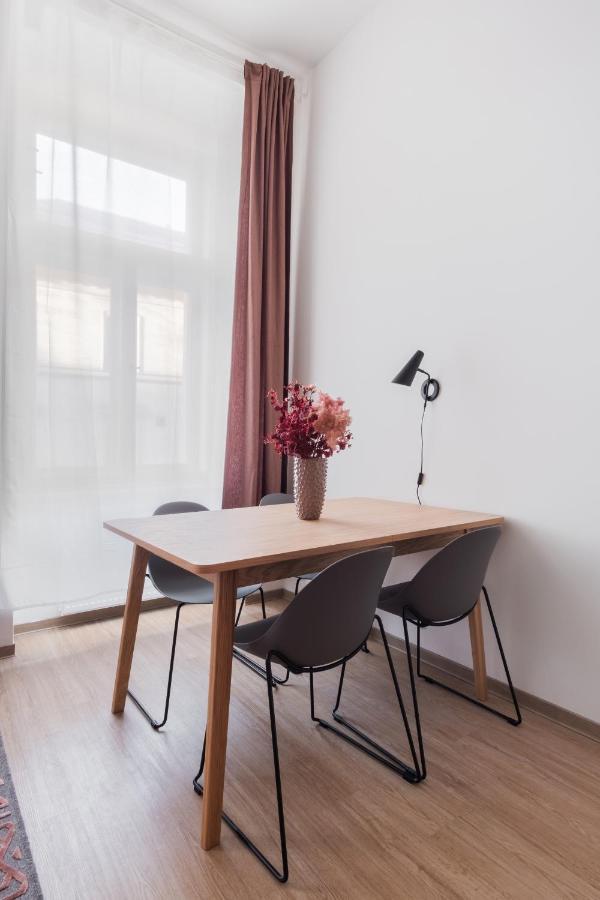 Apartment Mizu House By Days Prague