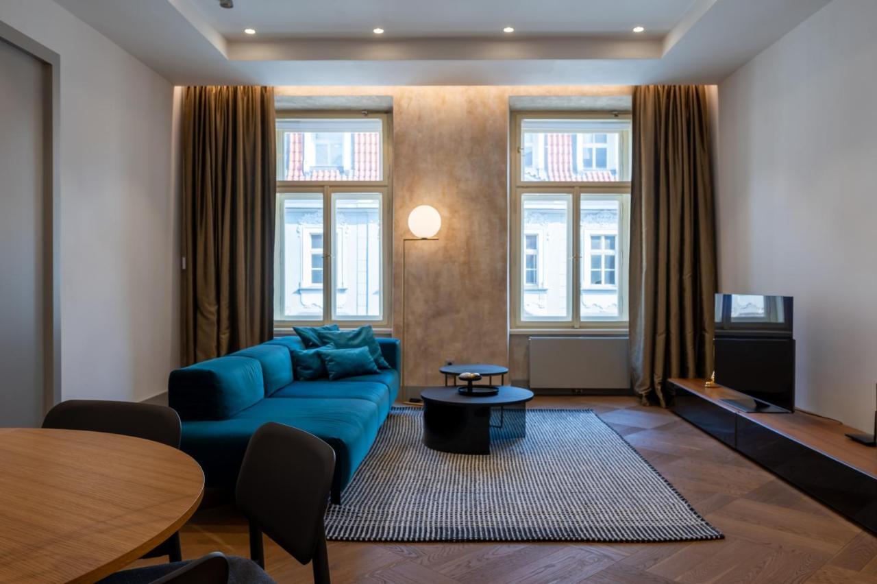 Luxury Old Town Apt, Parking Prague