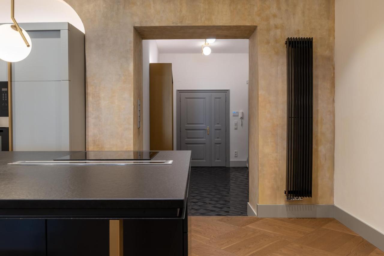 Apartment Luxury Old Town Apt, Parking *