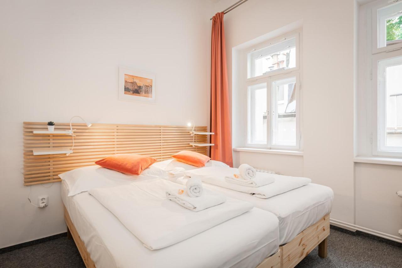 Self-service Ostas Hotel Prague
