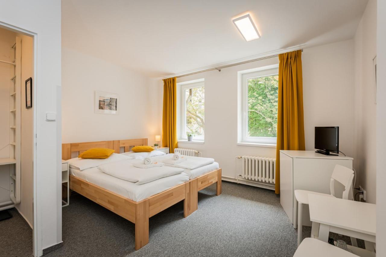 Hotel Self-service Ostas Prague