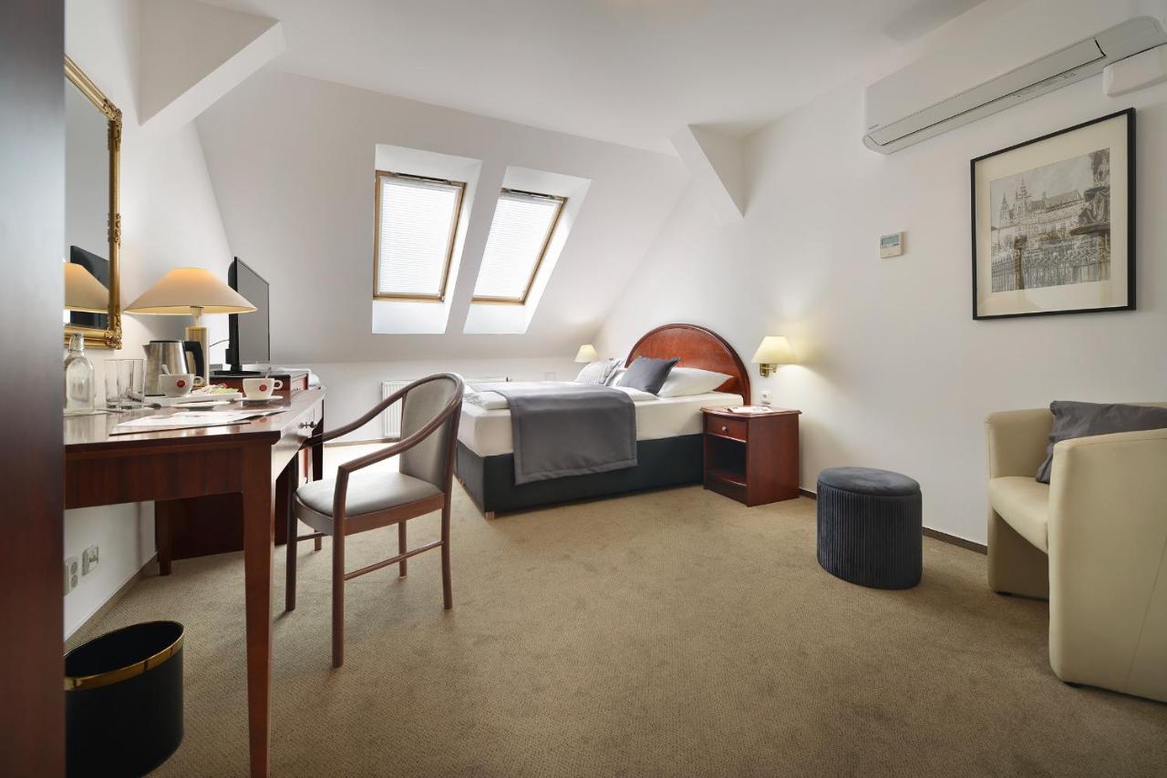 Hotel Season Praga