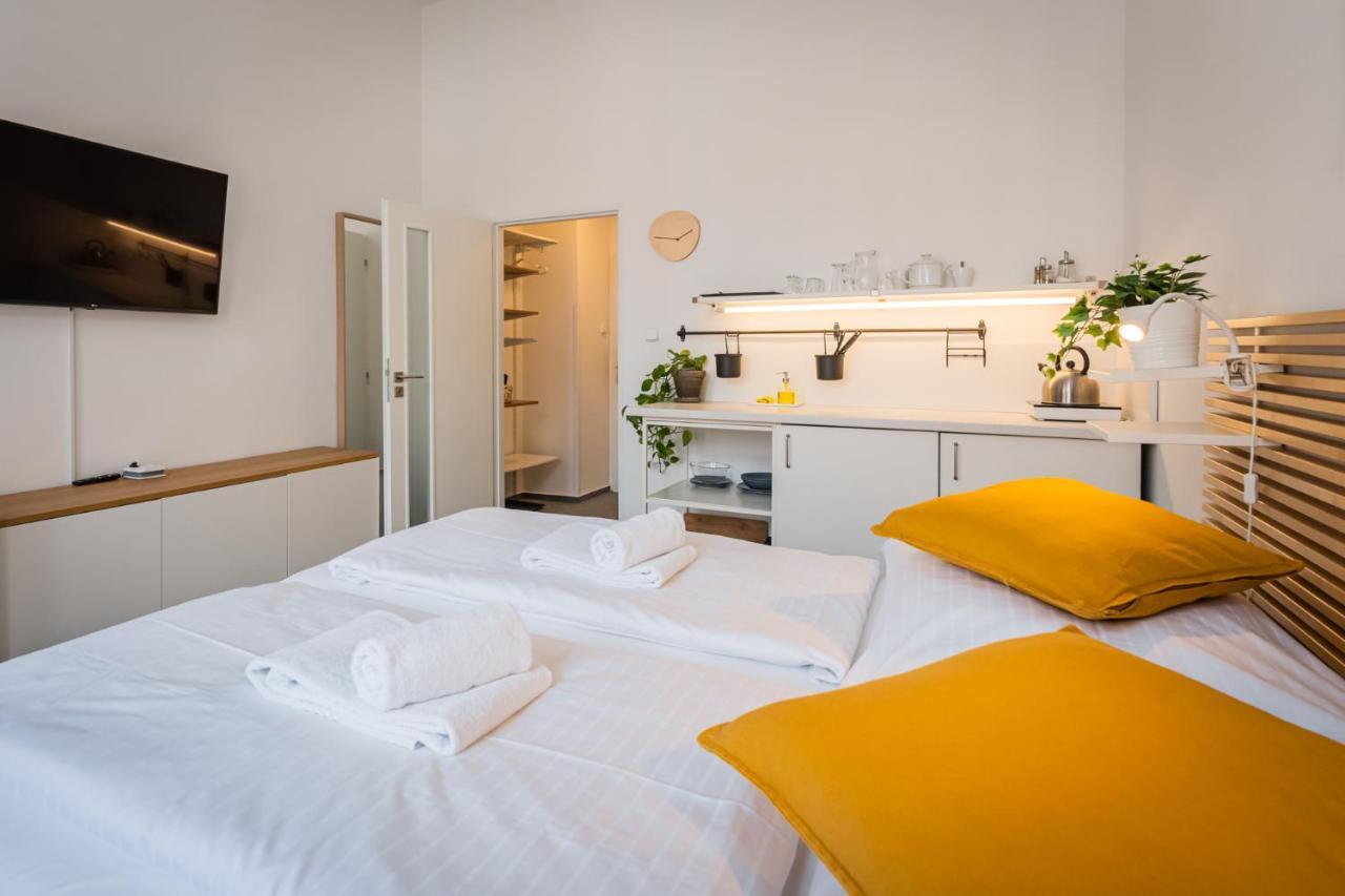 Hotel Self-service Ostas Prague
