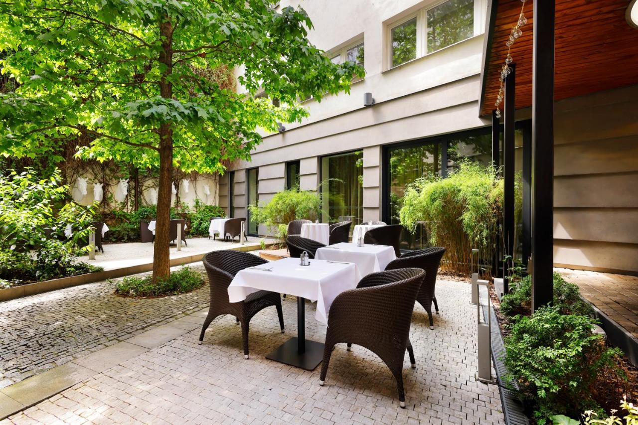 Prokop Square Hotel