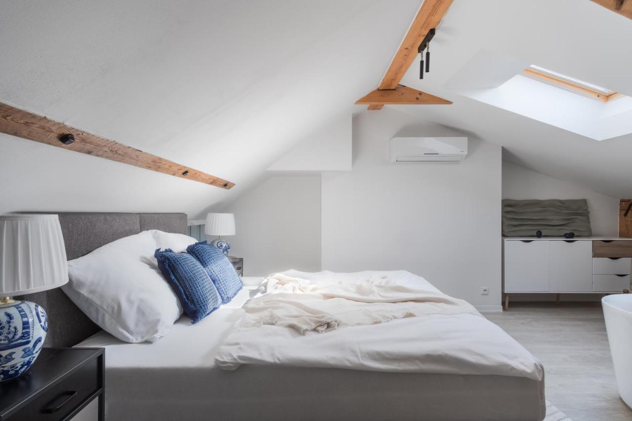 Mizu House By Days Daire Prag