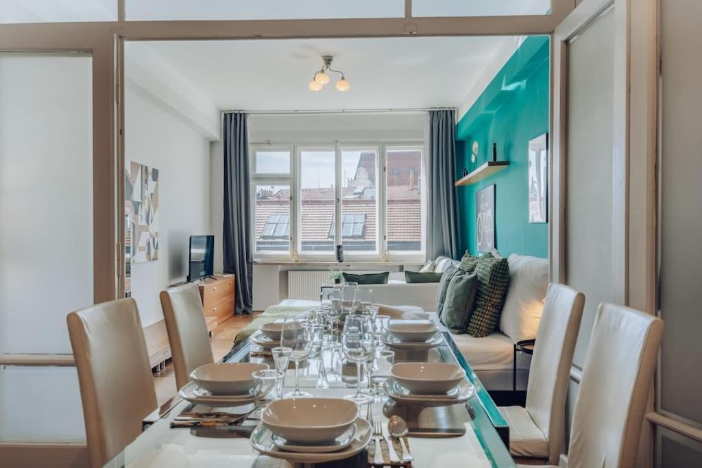 Downtown 2bd Riverside Near Dancing House Appartement *