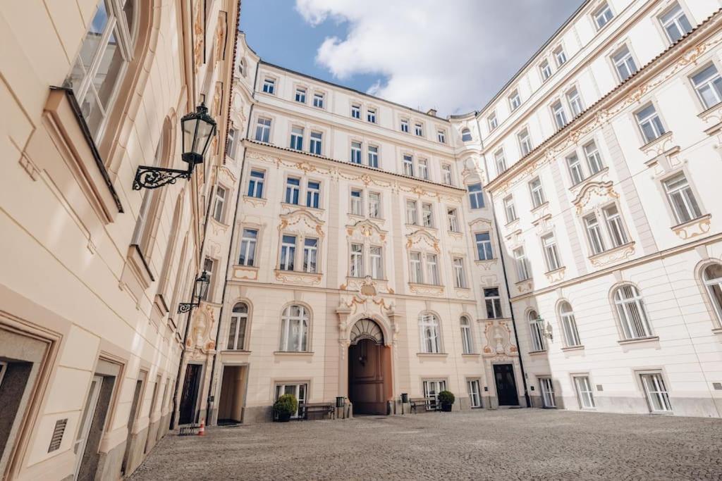 Magnificent Historical Penthouse In The Heart Of Daire