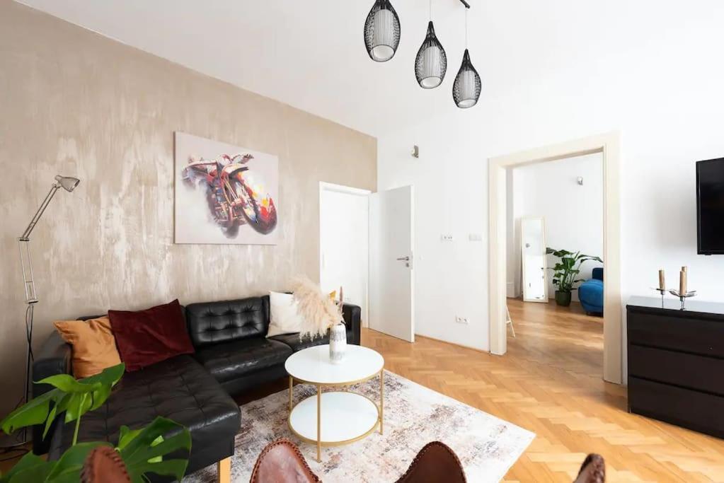 2 Bedrooms Near Wenceslas Sq * Prague