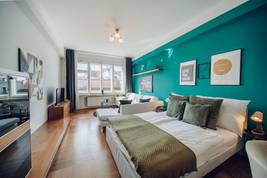 Downtown 2bd Riverside Near Dancing House Appartement