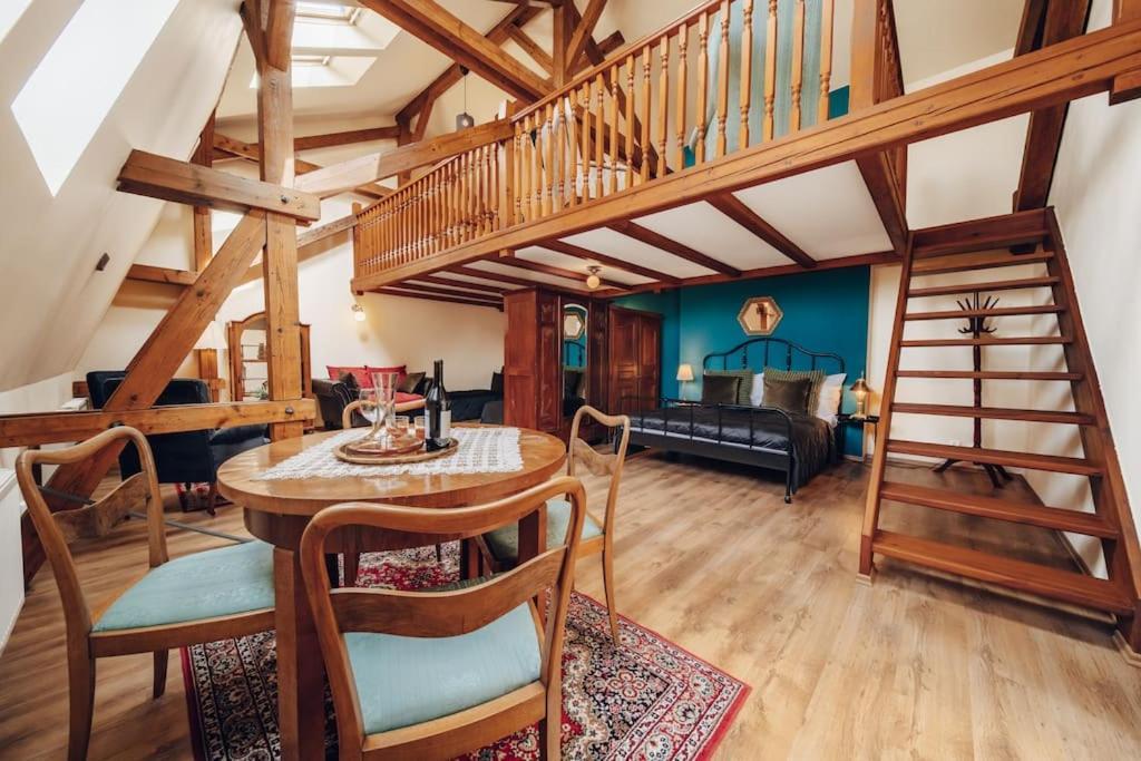 Apartment Magnificent Historical Penthouse In The Heart Of