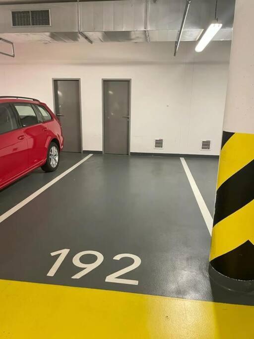 W/ Free Garage Parking *