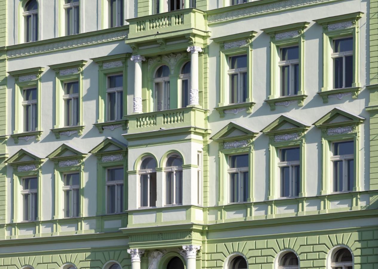 Turnkey I Elegant By National Museum Prague