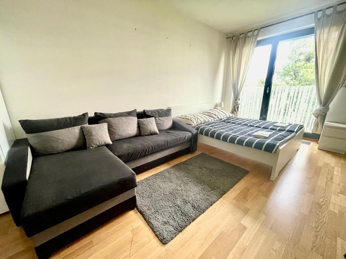 Garden Park Apartment