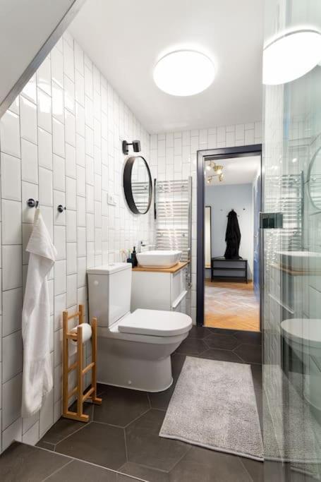 Daire Utulny Apartman Blizko Centra Prahy *