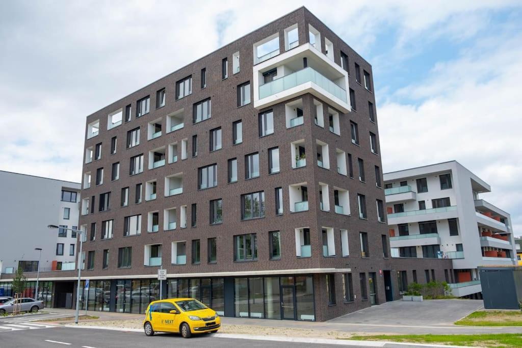 Apartment Enjoy Garden & Grill & Free Parking & Aquapark *