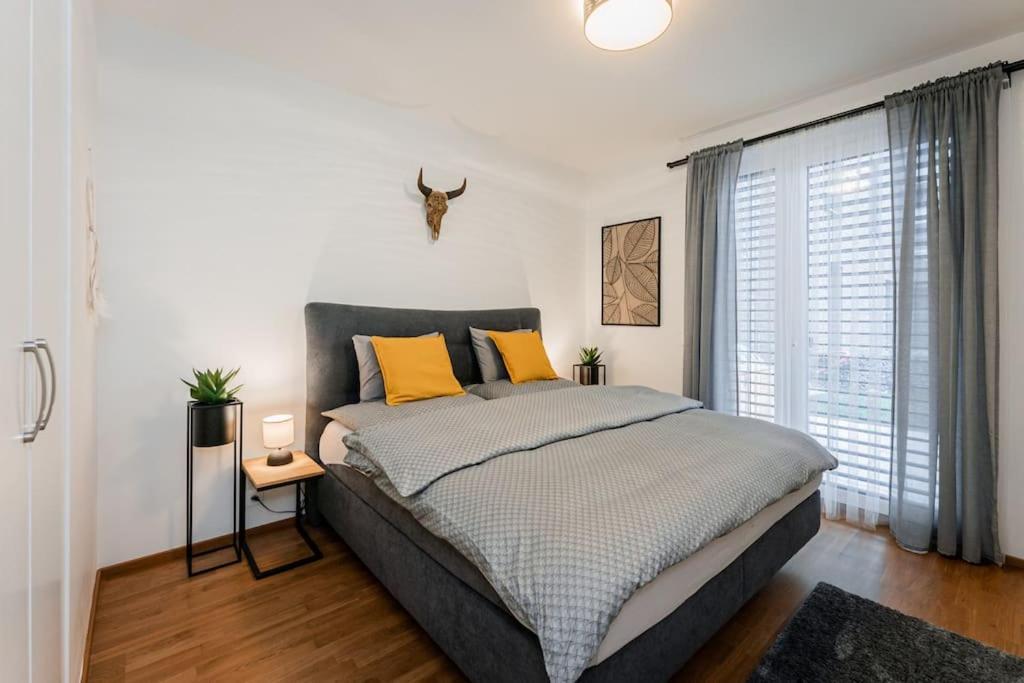Apartment Enjoy Garden & Grill & Free Parking & Aquapark Prague