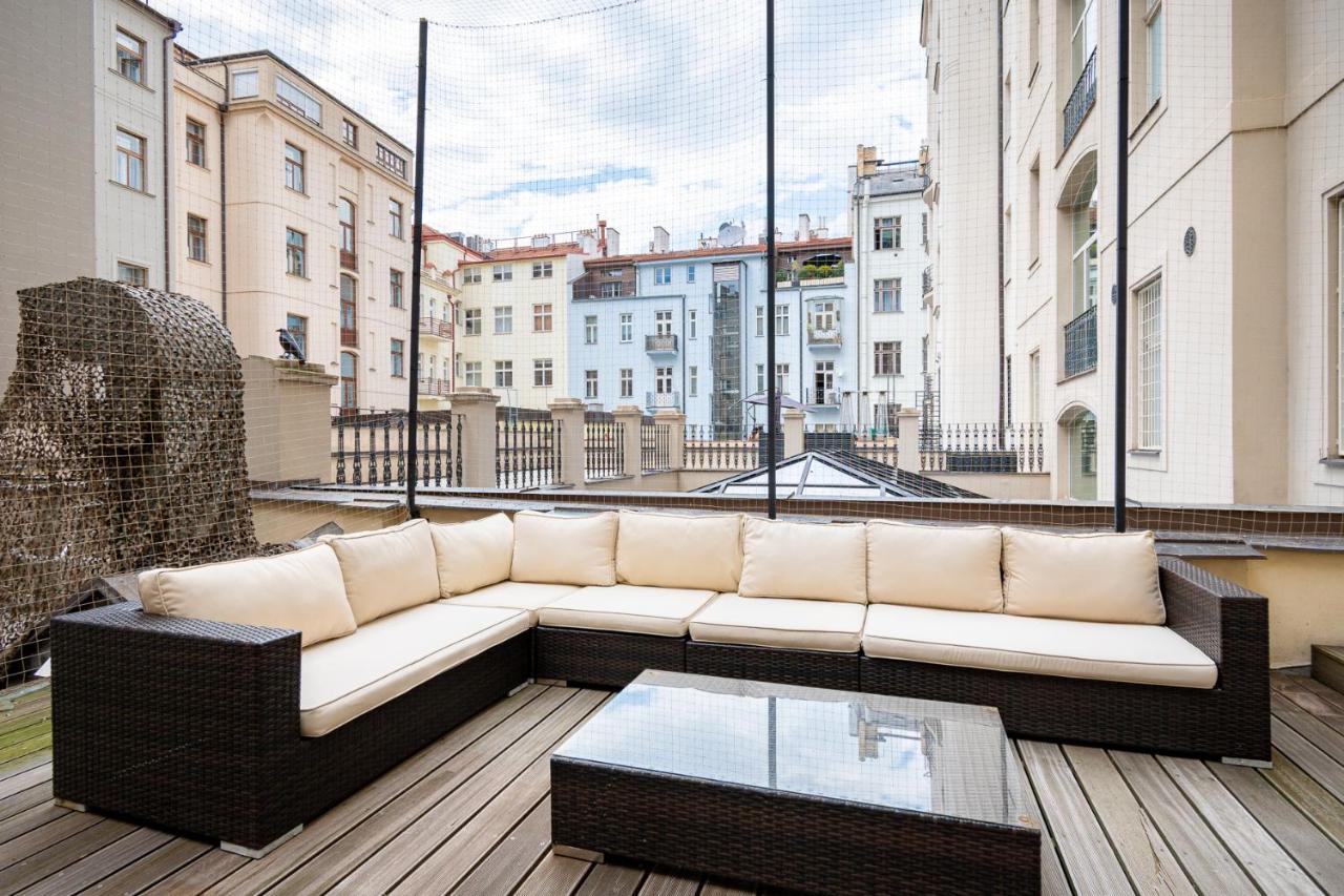 Apartment Elegant Paris Ave With A Terrace Prague