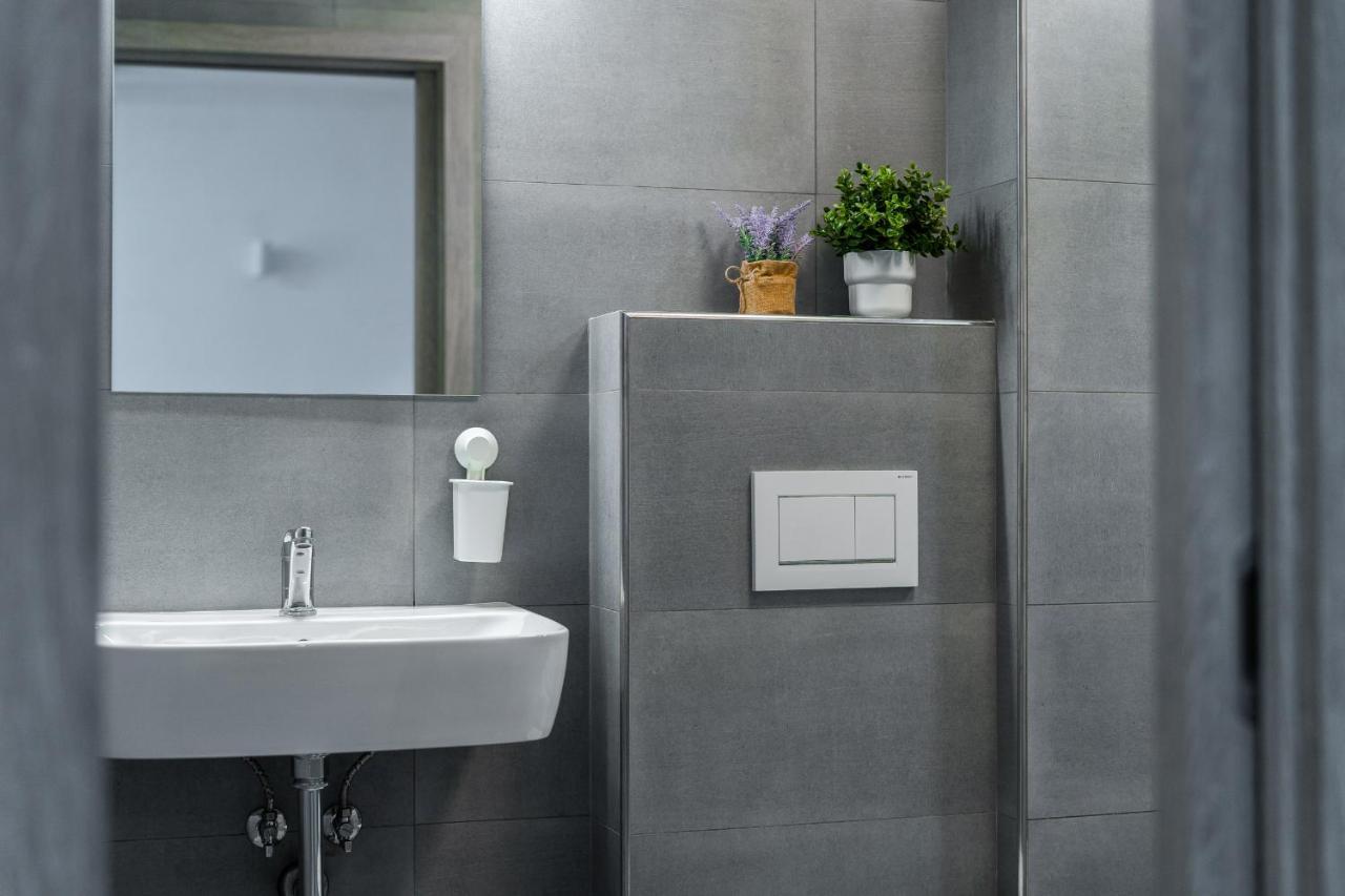 Wenceslas Square Apartment, Prague