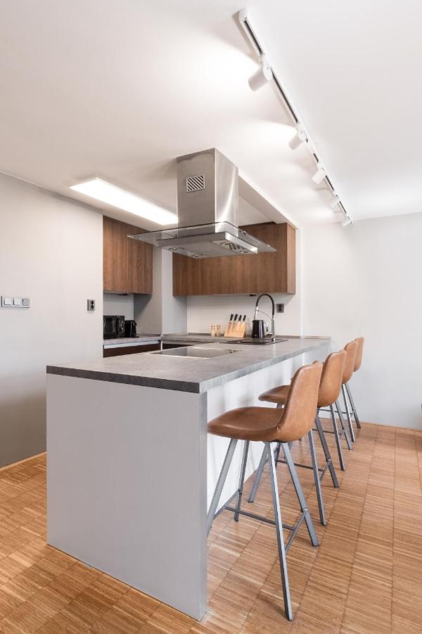 Apartment Days - Loft - Parking - 4 Min Wenceslas Sq