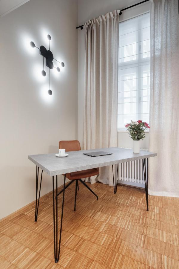 Apartment Days - Loft - Parking - 4 Min Wenceslas Sq *
