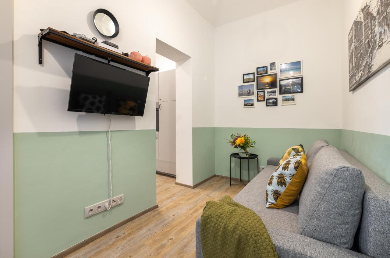 Cute 1bedroom Center * Praga