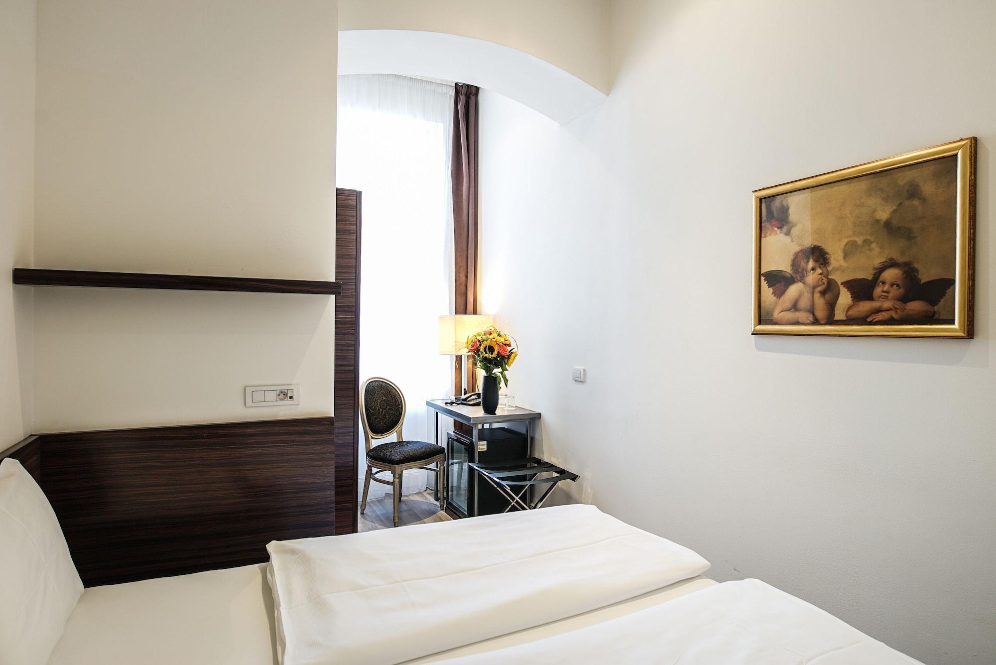 Assenzio Hotel 4*