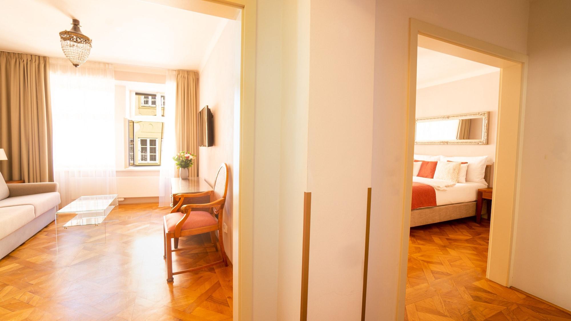 Hotel Golden Key Castle 4*