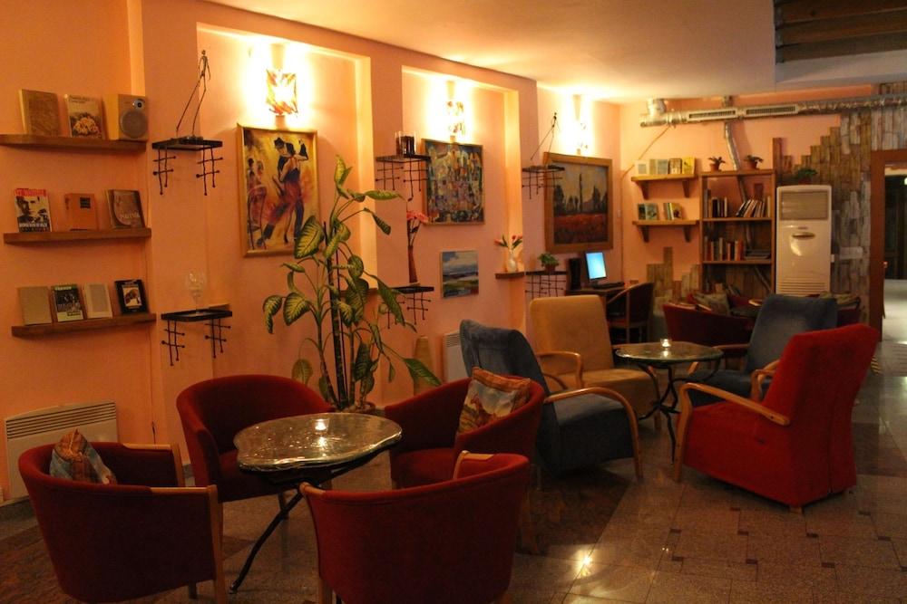 Otel Gallery Sis
