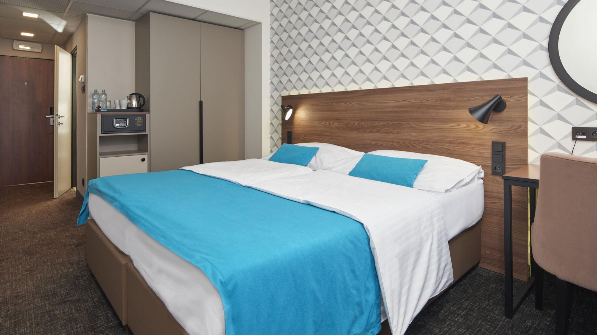 Orea Pyramida 4* Prague