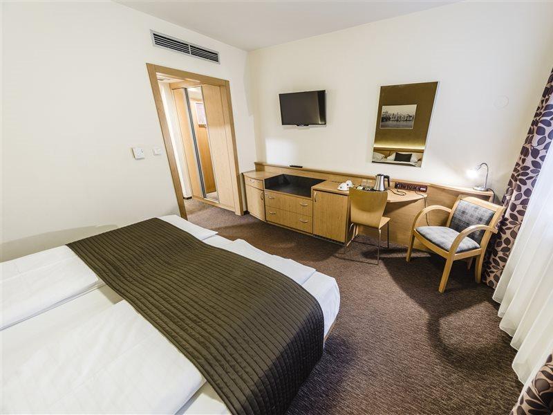 Archibald Hotel