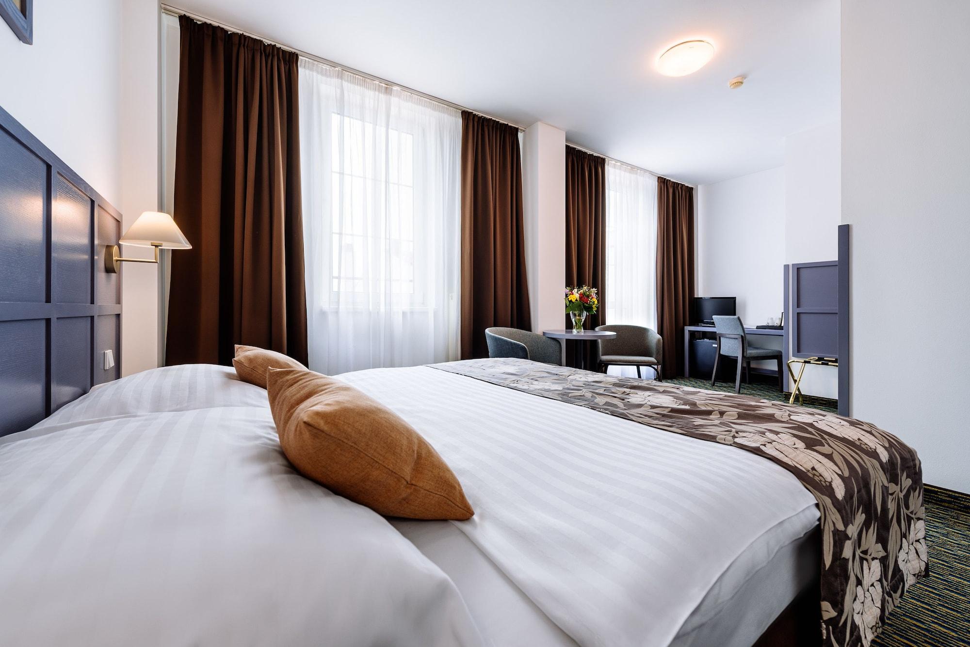 Central Hotel Prague 3* Prague