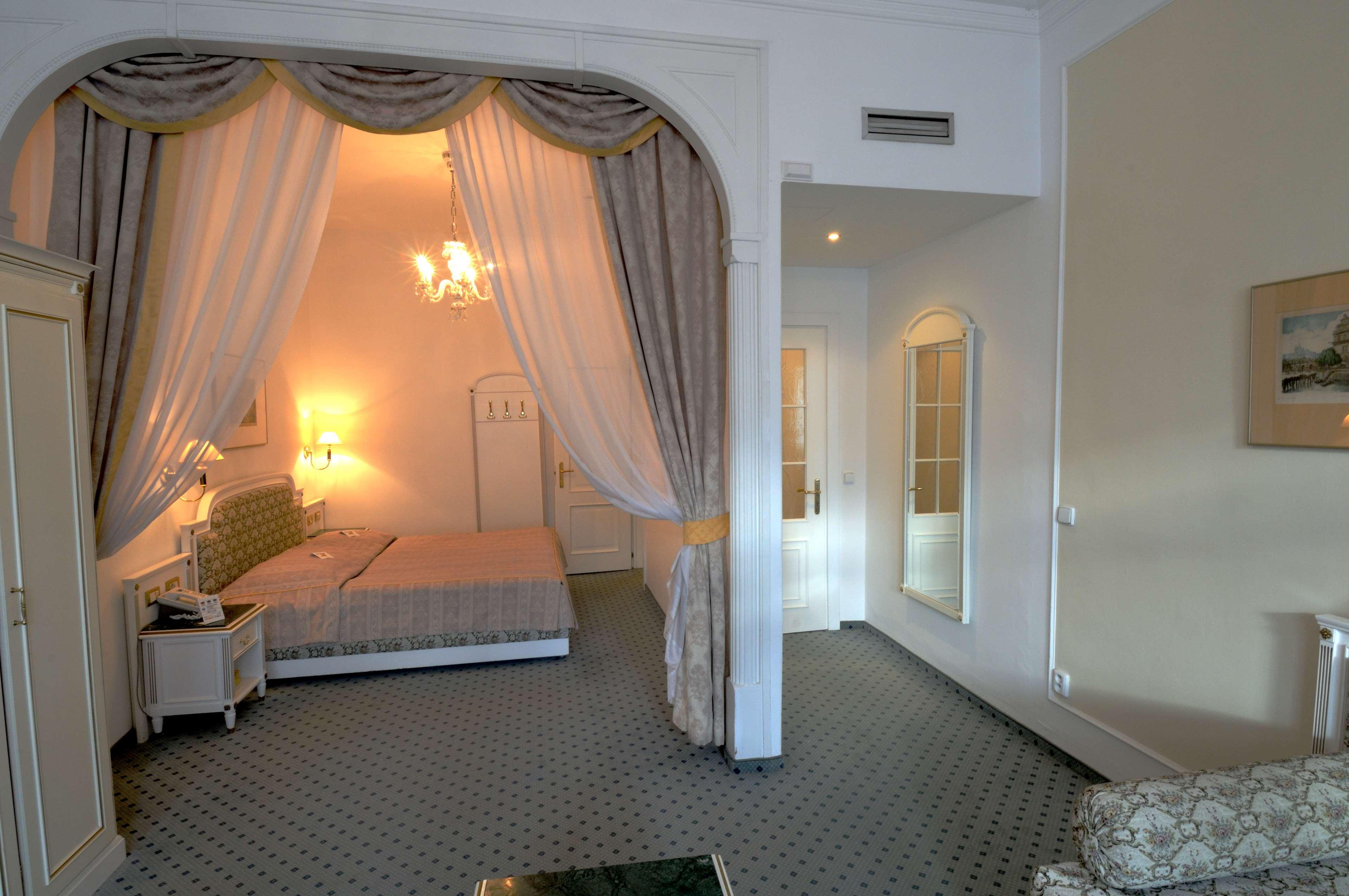 Otel Ambassador Zlata Husa Prag