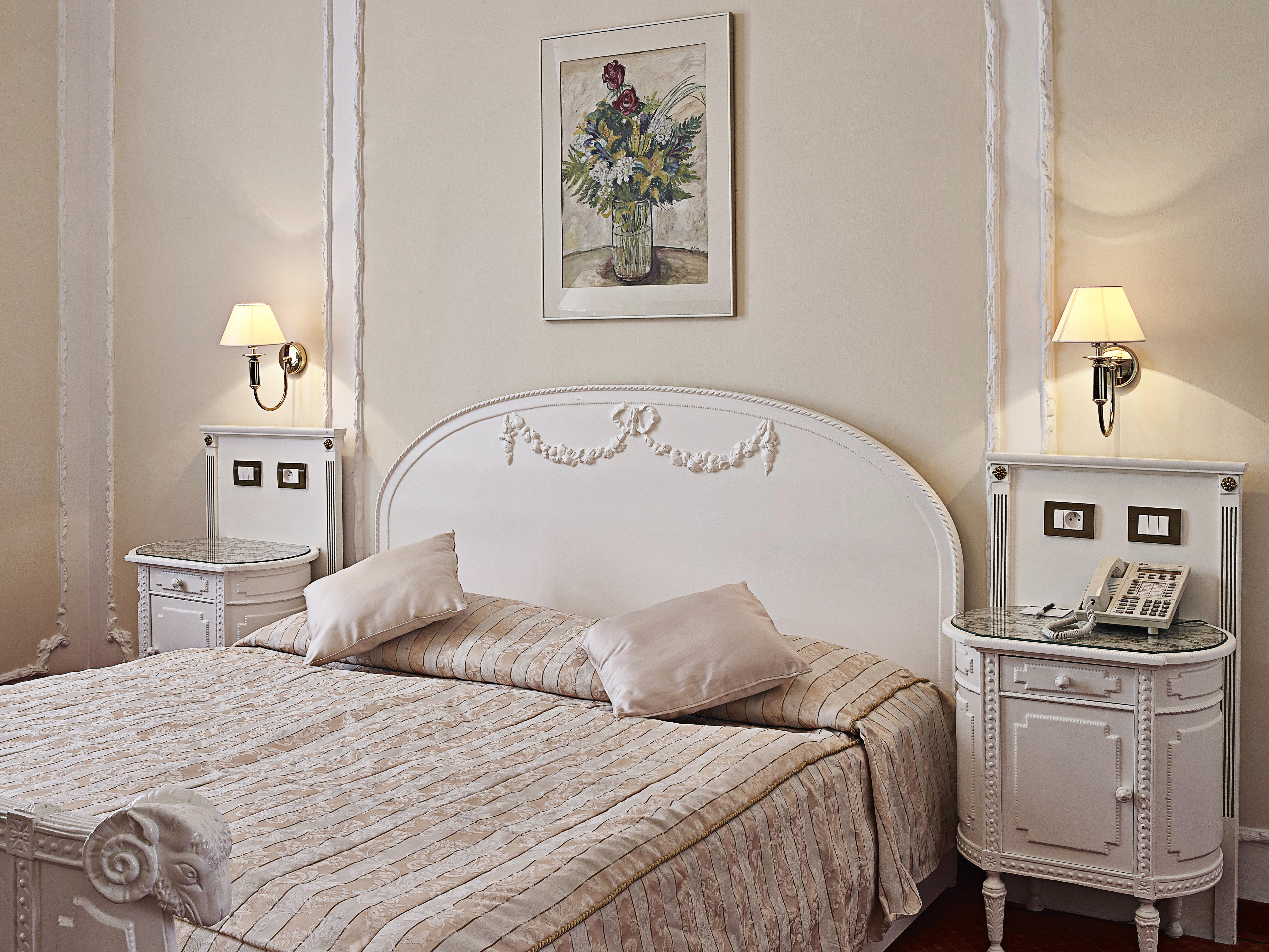 Otel Ambassador Zlata Husa 5*