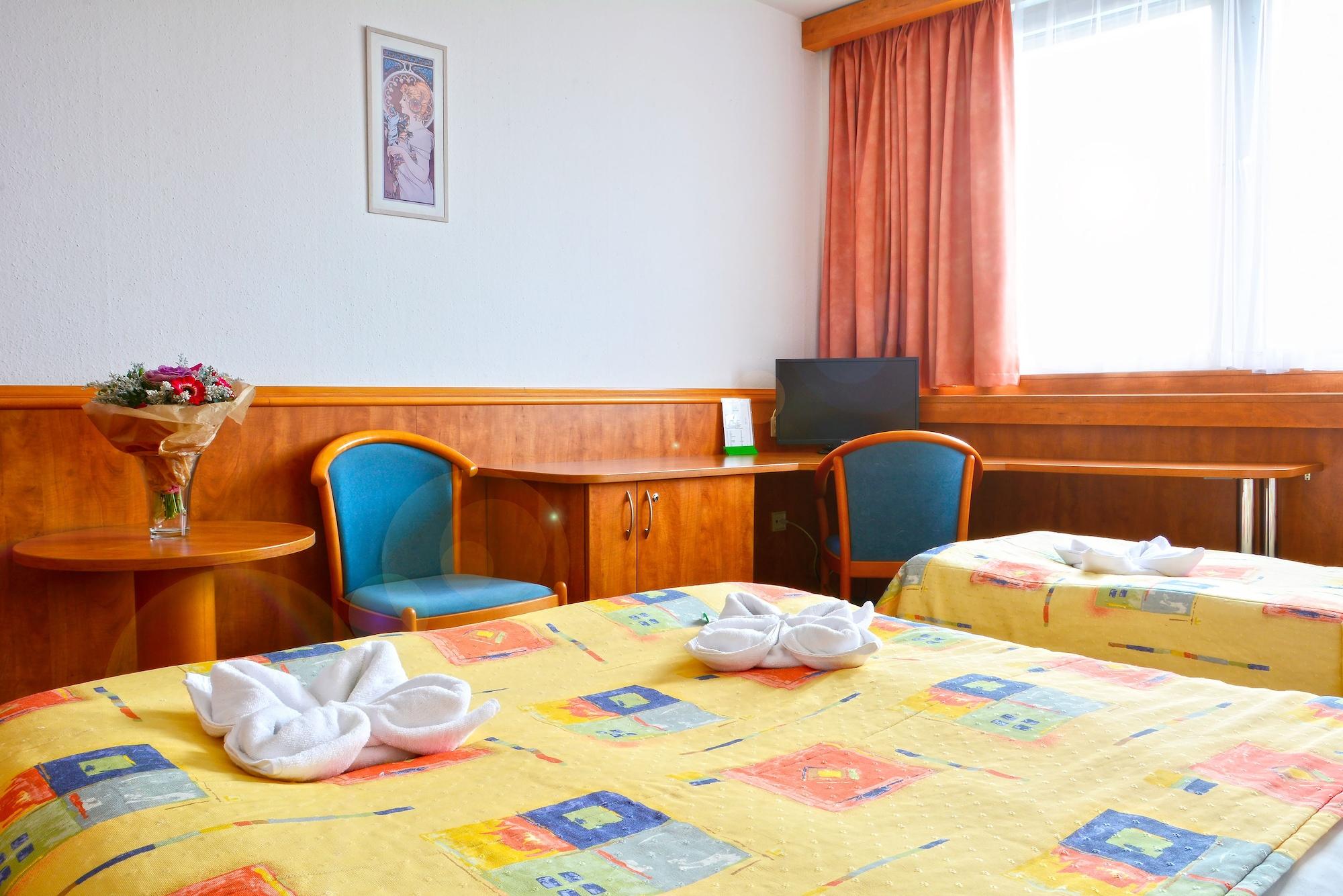 Olympik Hotel 4*