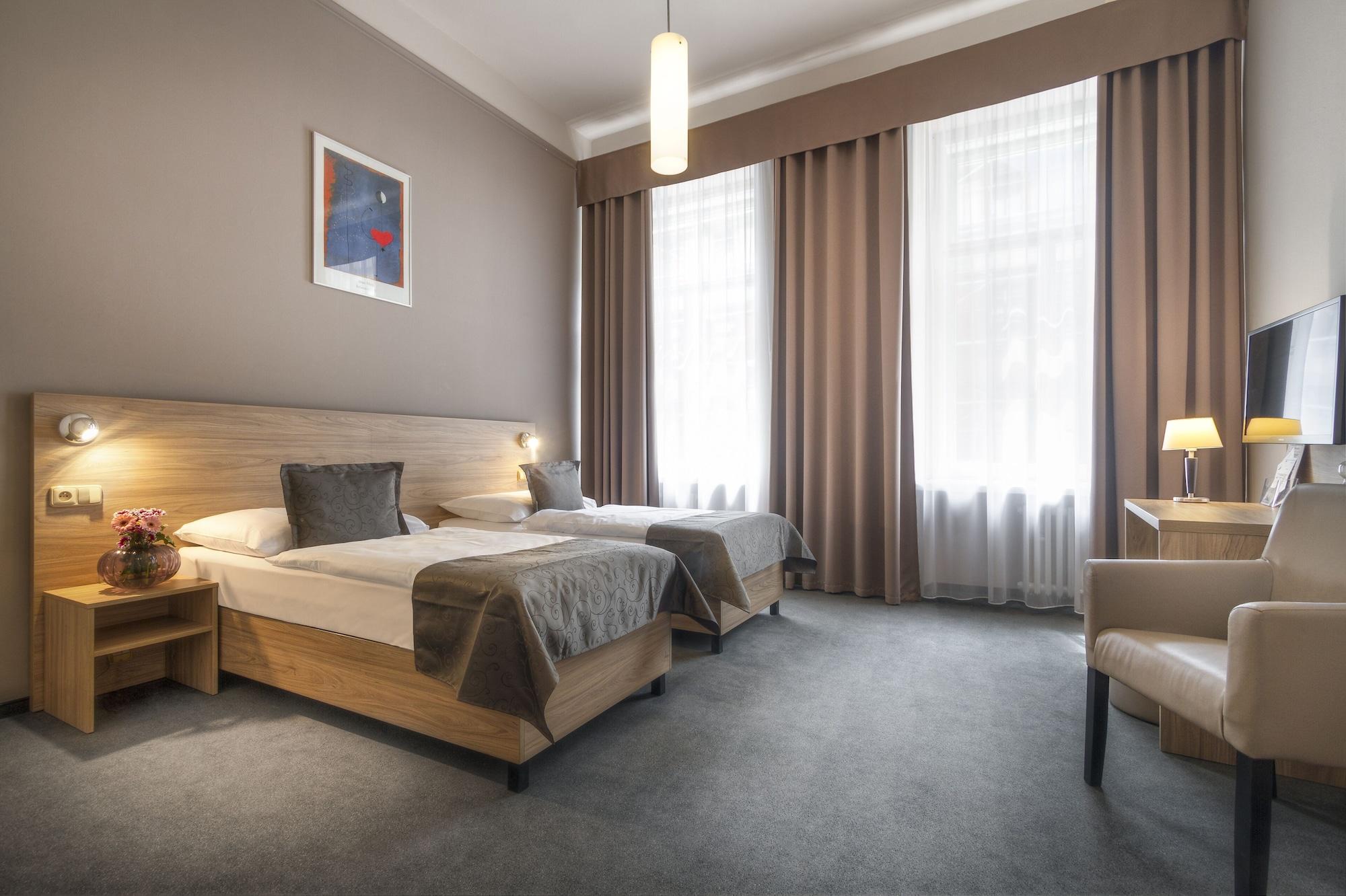 Atlantic Hotel