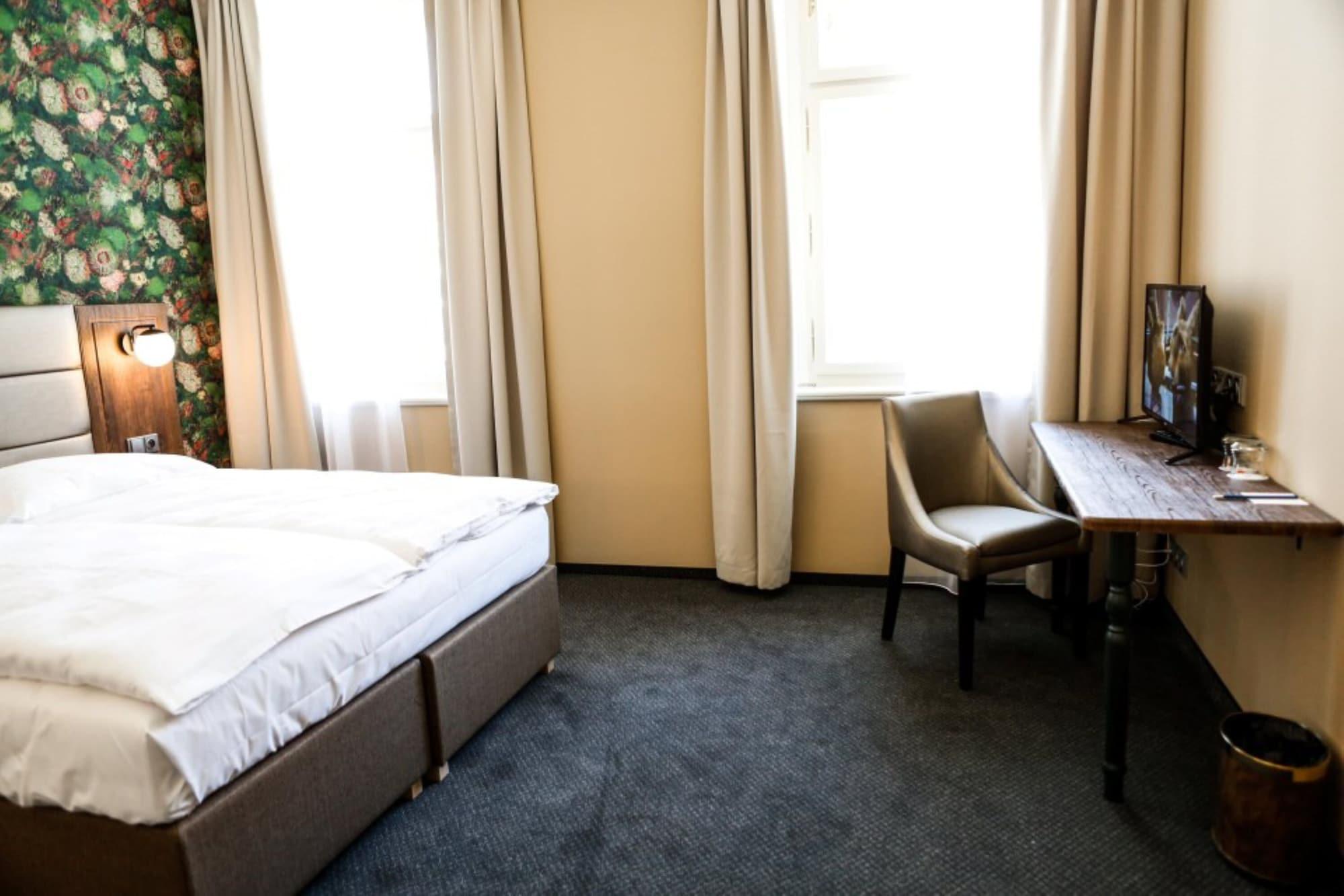 Ea Victoria Hotel 4*