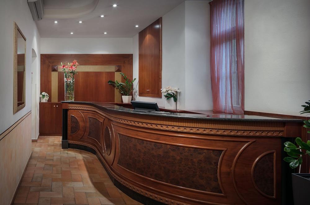 Galileo Hotel 4*
