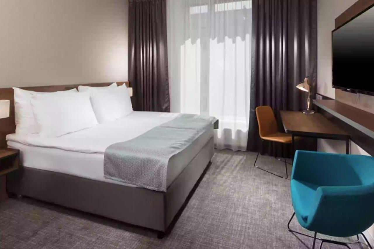 By Ihg Hotel